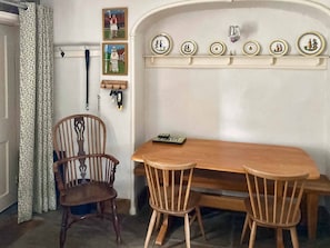 Dining area | Spoutscroft Cottage, Austwick, near Settle