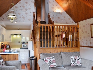 Open plan living/dining room/kitchen | Danyfaen, Devil’s Bridge, Aberystwyth