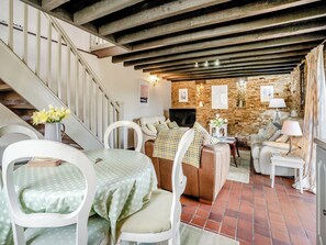 Open plan living space | Ty Ysgubor - Cefn Gorwydd Cottages, Gowerton, Gower