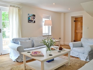 Light and airy living room | Llangrannog - Cei Newydd, Mwnt and Llangrannog, Nanternis near New Quay