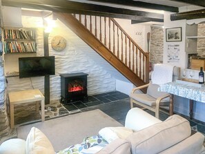 Living area | Dawn Cottage, Portmellon