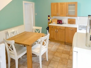 Kitchen/diner | Ivybank Cottage, Lamlash, Isle of Arran