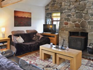 Open plan living space | Glanrafon Isaf, Llanfaglan, Caernarfon