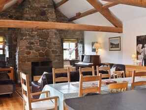 Main house lounge | Glanrafon Isaf, Llanfaglan, Caernarfon
