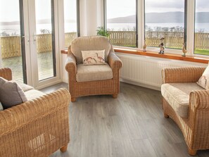Light and airy conservatory | Sunset View, Port Lamont, near Dunoon