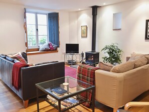 Living room/dining room | Shaplands Barn, Cold Ashton, Bath