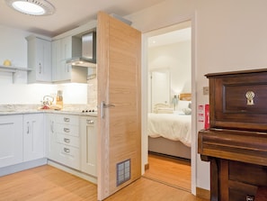 Open plan living/dining room/kitchen | The Bunker, Sennen