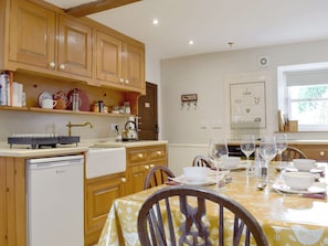 Well equipped kitchen/ dining room | Cam Cottage, Kettlewell, near Grassington