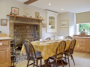 Charming kitchen/ dining room | Cam Cottage, Kettlewell, near Grassington