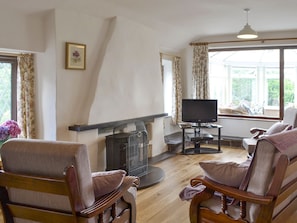 Spacious living room | Preswylfa, Llanddona, near Bangor