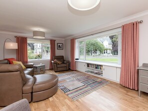Light and airy living room | Sheeoch, Comrie, near Crieff