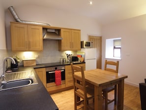 Seion kitchen and dining area | Seion, Y Felinheli, nr. Bangor