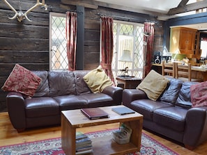 Beautifully restored living area retaining many original features | Brook Barn - Brook and Meadow Barns, Shobley, Ringwood