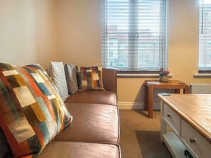 Living area | Captain’s House, Whitby