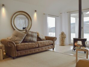 Spacious, comfortable living room | Chapelburn, Fearnan, near Aberfeldy