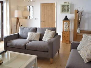 Airy living room | The Old Smithy, Penelewey, near Truro