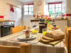 Kitchen with breakfast table | Lightfoot House, Redmire, near Leyburn