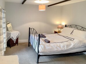 Double bedroom | Dol Llan, Llangrannog