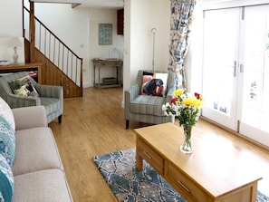 Stylish living room | Manor Cottage, West Pentire