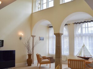Library | The Courtyard, Tehidy Park, near Camborne