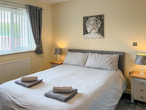 Double bedroom | White Towers, Llandwrog, near Caernarfon