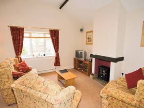 Mallard Cottage sitting room | Mallard Cottage, Leverton