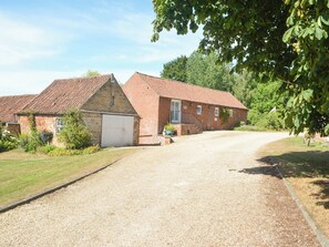 Setting | Fiddledrill Barn, Benniworth