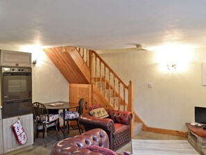 Open plan living space | Robins Nest - Willersley Farm, Cromford, near Matlock