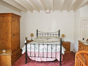 Double bedroom | Flagstaff Cottage, Robin Hood’s Bay, nr. Whitby