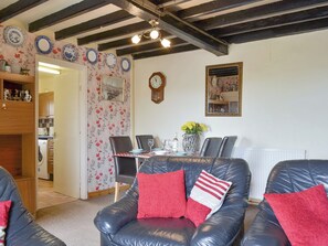 Characterful living and dining room | Ty Hen, Rhiw, near Pwllheli