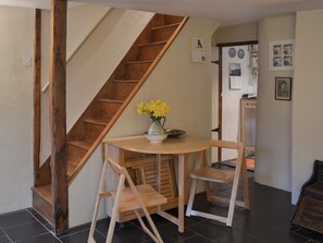 Dining area | Blackberry Cottage, Kenton, near Exeter