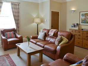 Comfortable seating within living area | Wagtail Cottage, Lesbury, near Alnwick