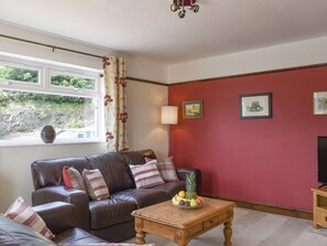 Living room | Dildre - Brynllin Holiday Cottages, Bwlch-Llan, near Aberaeron