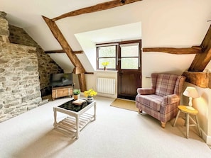 Living area | Kite 2 - Cwm Chwefru Cottages, Newbridge-on-Wye, near Builth Wells