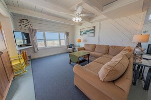 Cozy Island Hideaway