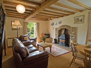 Ashberry Cottage sitting/dining room | Ashberry Cottage, Rievaulx, nr. Helmsley