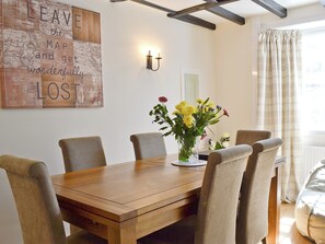 Spacious dining area | Four Seasons, Pickering