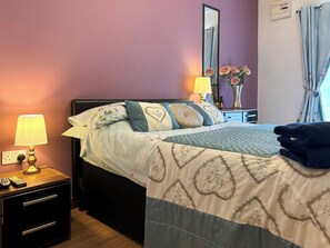 Double bedroom | Llwyn Rhedyn, Blaenau Ffestiniog