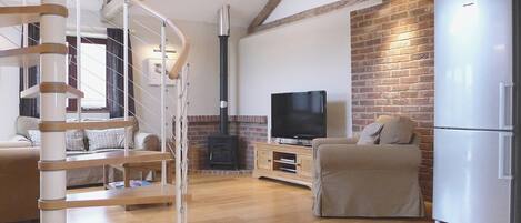 Open plan living/dining room/kitchen | Valley Farm Cottages - Barn Owl Cottage, Sudbourne, nr. Orford