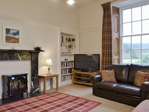 Spacious living room | The Factor’s House, Kilmartin Glen, near Lochgilphead