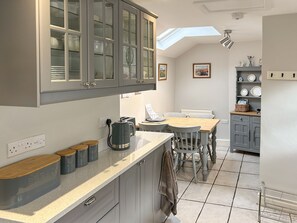 Kitchen/diner | The Causeway, Eyam, near Bakewell