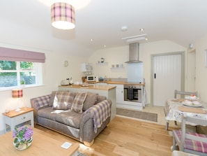 Well presented  open plan living/dining room/kitchen | Cherry Laurel - Cherry Garth Cottages, Thornton le Dale near Pickering