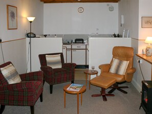 Open plan living space | Bakehouse Cottage - Kirkmichael Village Cottages, Kirkmichael, near Pitlochry