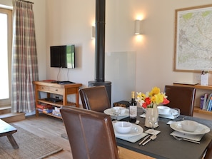 Living room/dining room | Fig Cottage, East Brabourne, nr. Ashford