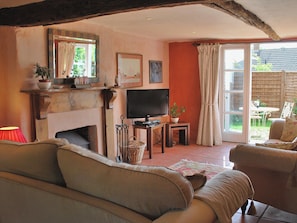 Open plan living/dining room/kitchen | Wissett Place Cottages - Stable End, Halesworth