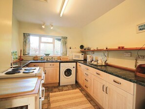Kitchen | October Cottage, Aughton, nr. Marlborough