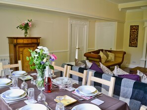 Living room/dining room | Ladwood Farm - The Old Barn, Acrise, nr. Folkestone