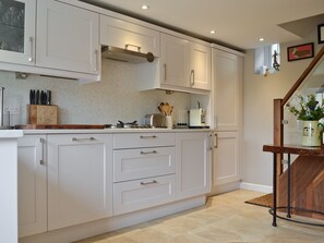 Kitchen | Weavers Cottage, Stow-on-the-Wold