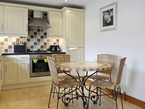 Well-equipped kitchen with dining area | Mickle Hill Mews, Gargrave, near Skipton