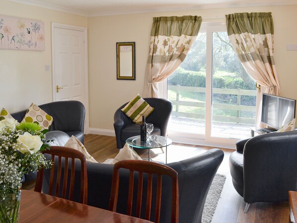 Living room/dining room | Riverview, Nr. Liskeard